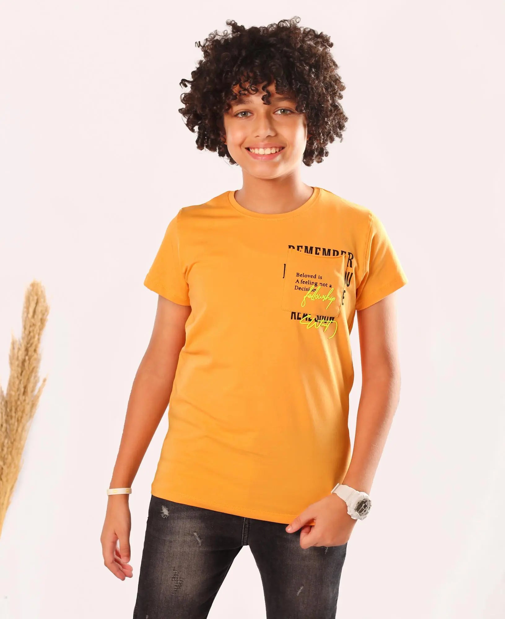 اصفر غامق