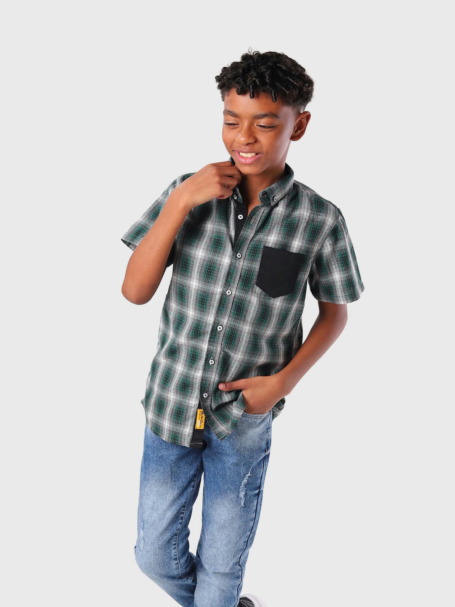 اخضر
