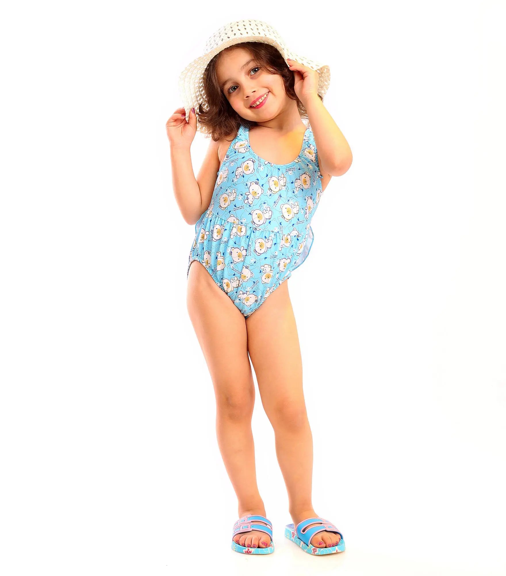 لبنى