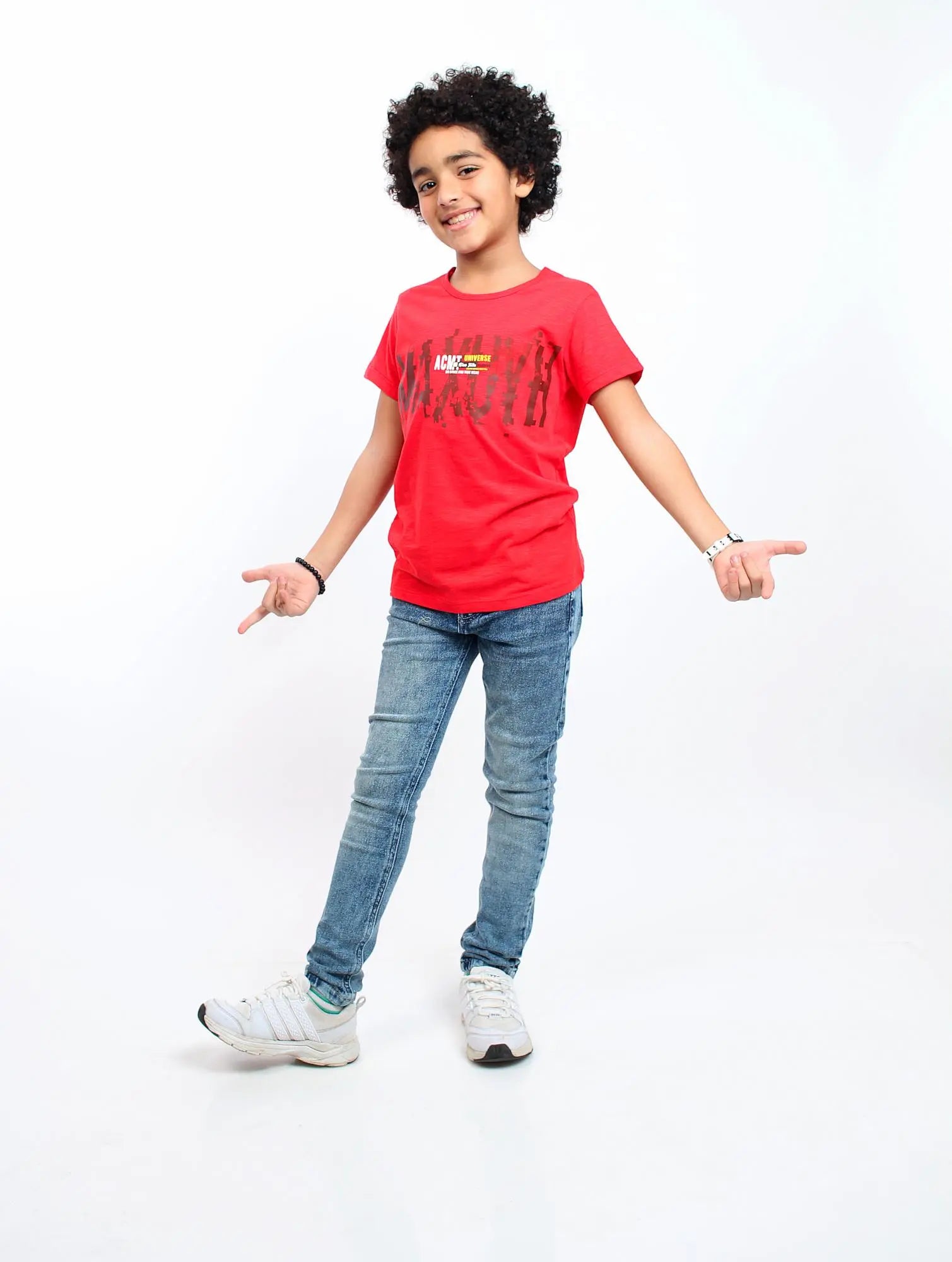 احمر